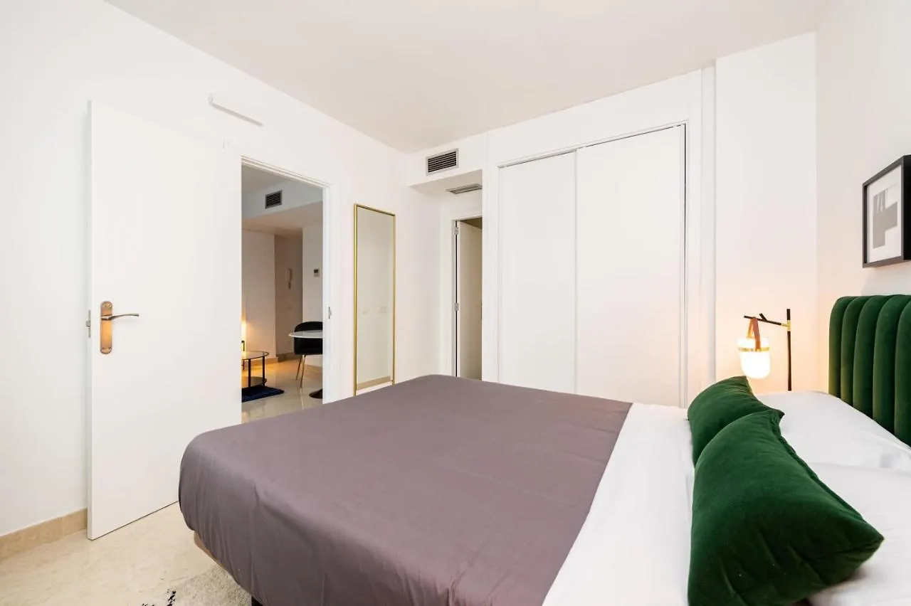 Las Encinas Design Apartment In Conde Orgaz - Madrid