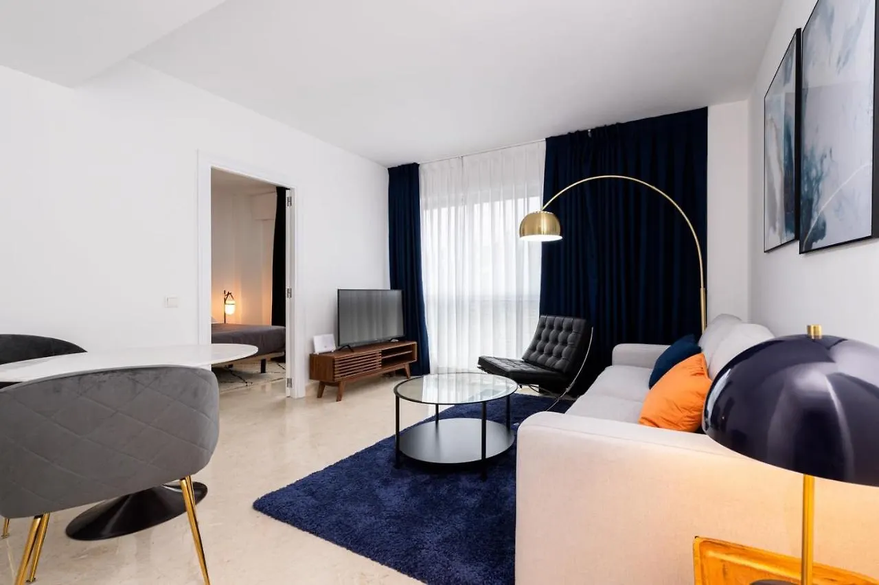 Las Encinas Design Apartment In Conde Orgaz - Madrid